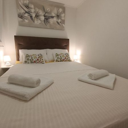 Apartment Belleza With Private Jacuzzi Zadar Exterior photo