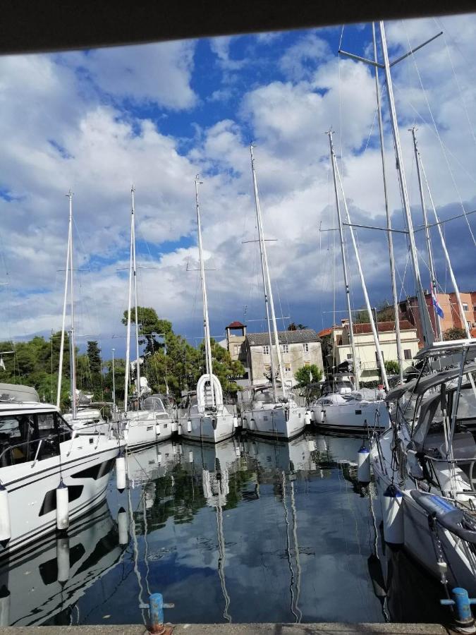 Apartment Belleza With Private Jacuzzi Zadar Exterior photo