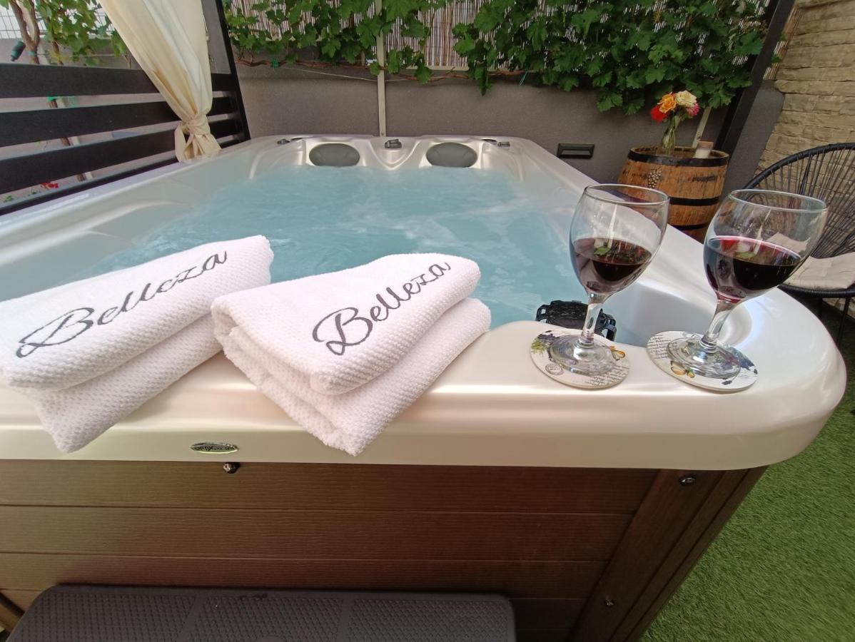 Apartment Belleza With Private Jacuzzi Zadar Exterior photo